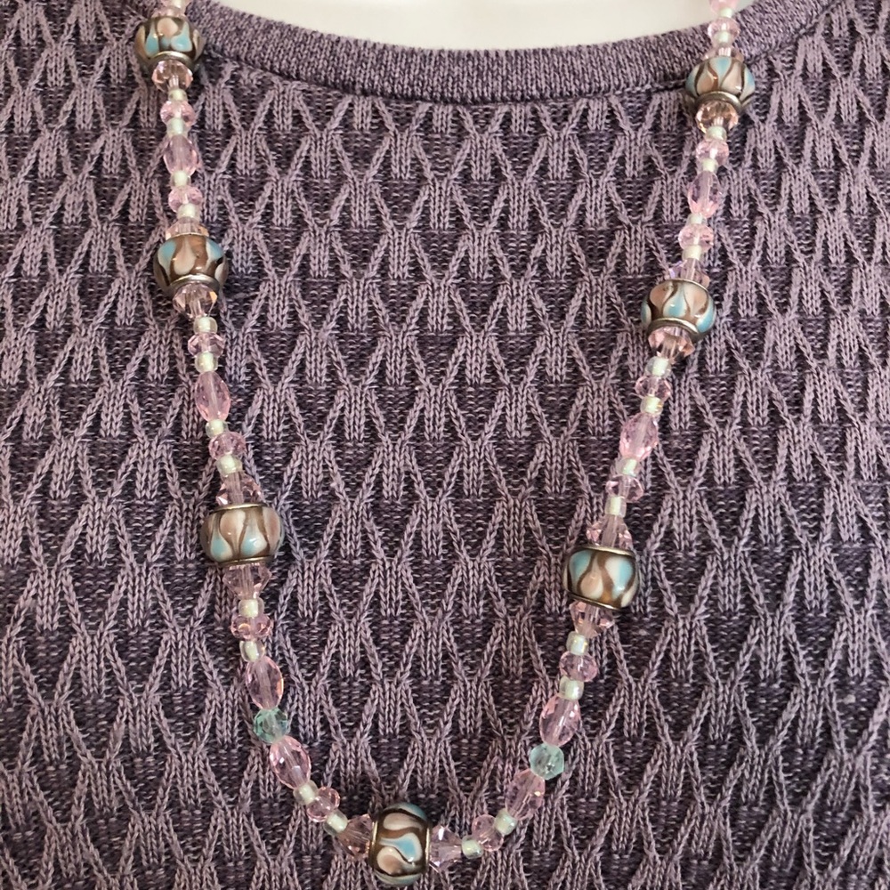 ALFRED DUNNER SHORT SLEEVE SWEATER.